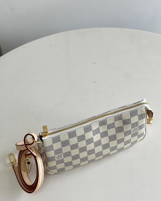 SAMC - LOV Bags - 1726