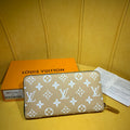 LOV2 Bags - Luxurious Bags  2188