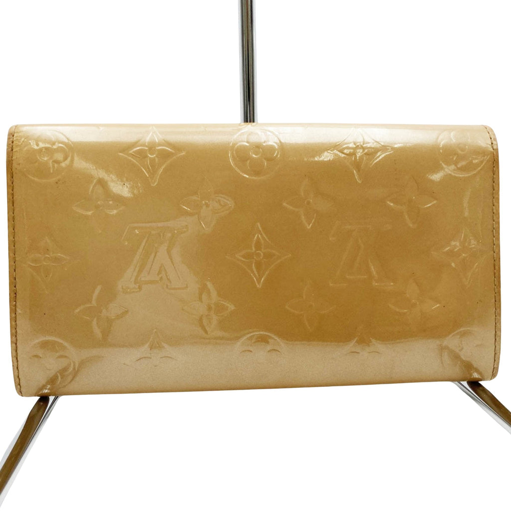 Louis Vuitton Sarah  Patent Leather Wallet  ()