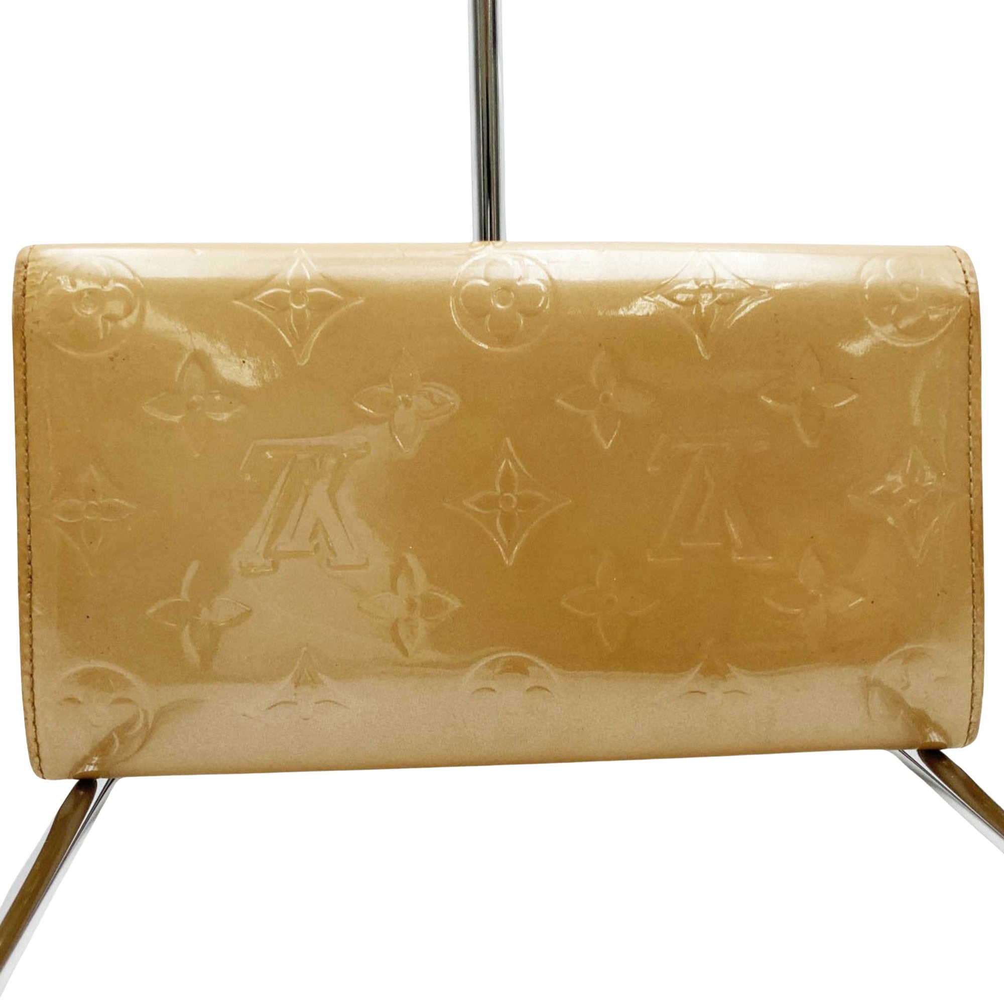Louis Vuitton Sarah  Patent Leather Wallet  ()