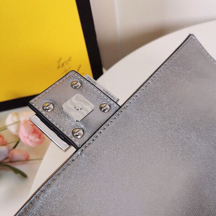 FI Baguette Chain MiGLAMI MeGLAMIum Silver Bag For Woman 26cm/10in
