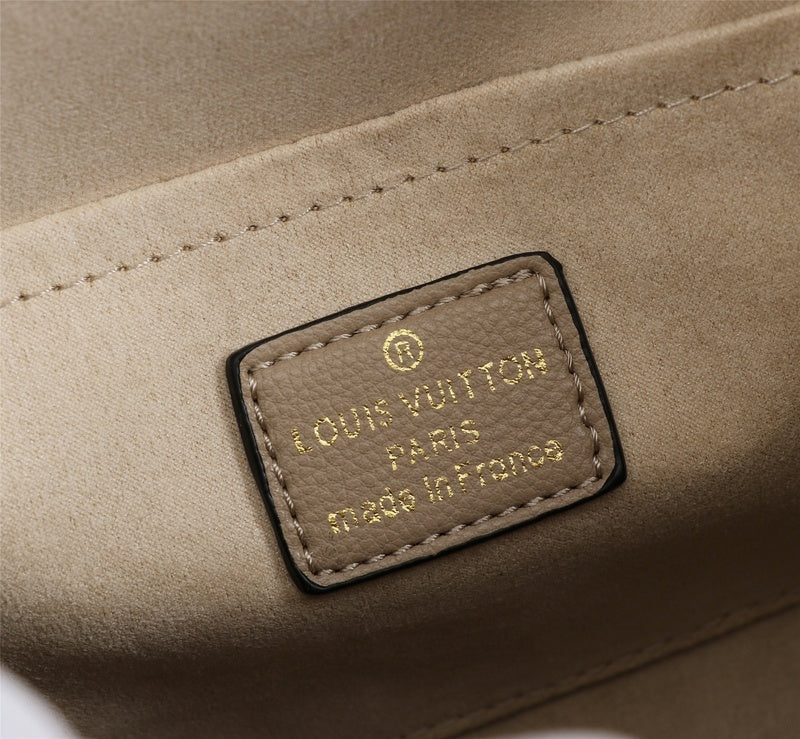 Fashion Lu-Vi bags - 3889