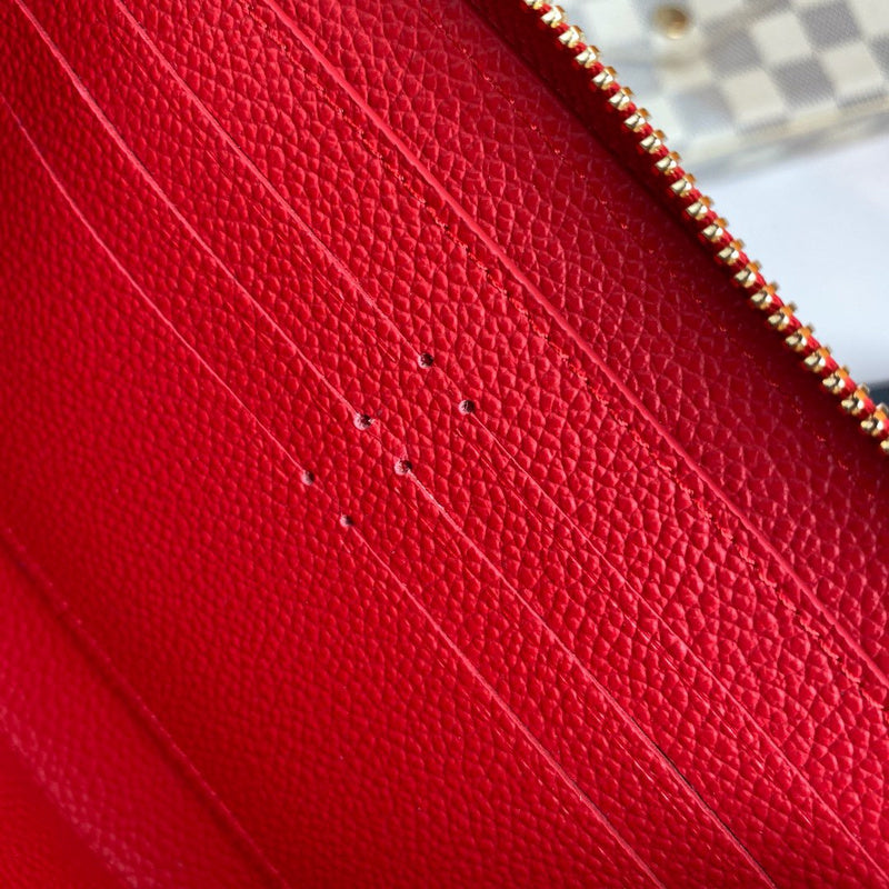 LOV2 Bags - Luxurious Bags  1820