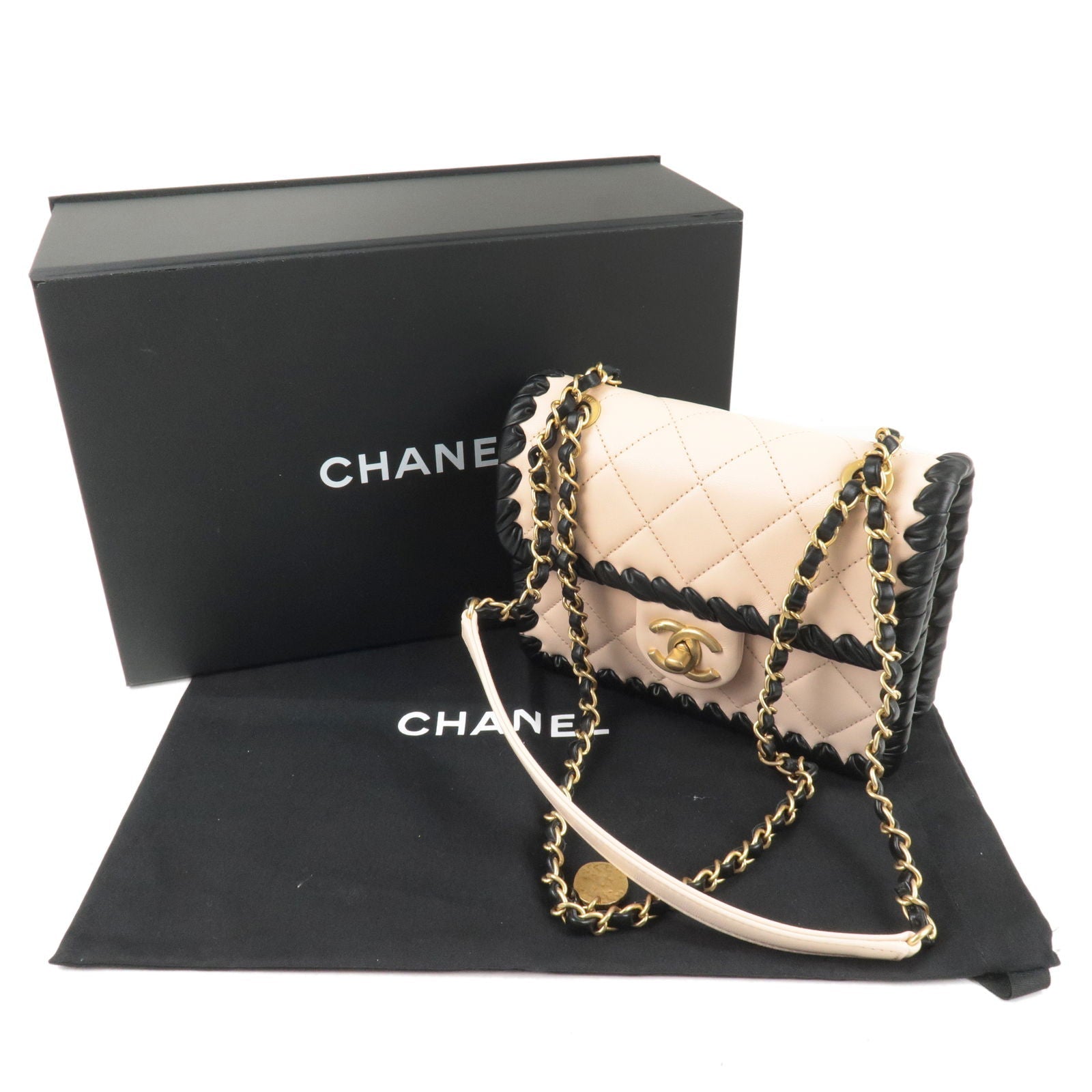CHANEL Matelasse Lamb Skin Chain Shoulder Bag Pink Black