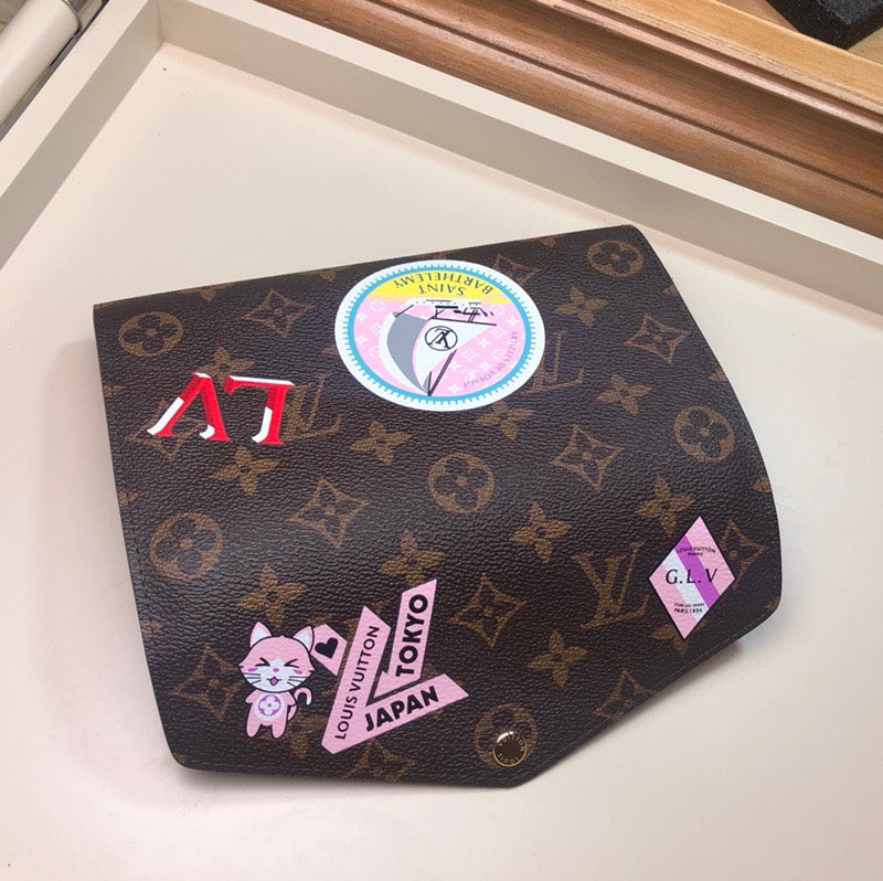 LOV2 Bags - Luxurious Bags  2417