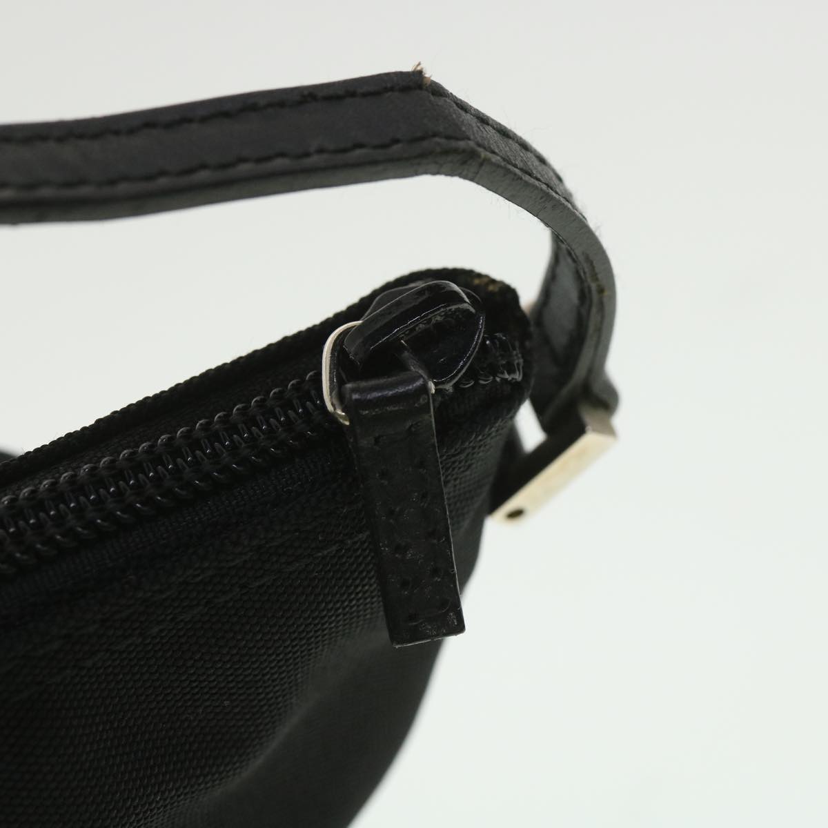 GUCCI GG Canvas Accessory Pouch Black 039.1103 36599