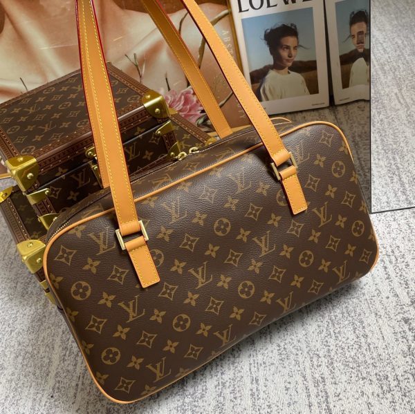 LOV2 Bags - Luxurious Bags  1466