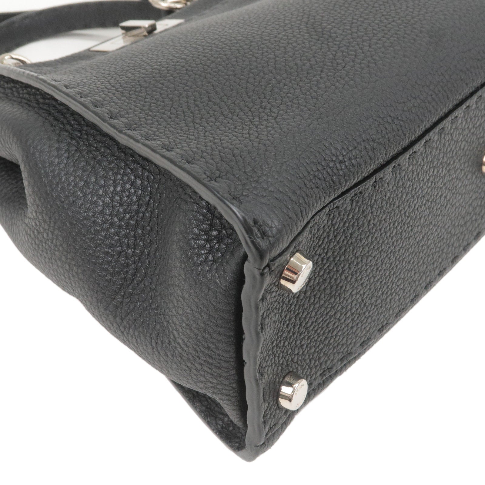 FENDI Selleria Peekaboo Regular Leather 2WAY Bag Black 8BN226