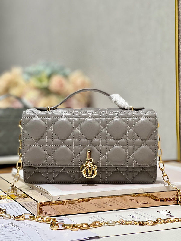 ELE - Dir Bags - 1354