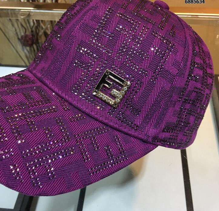 SAMC - Mix Hats - 059