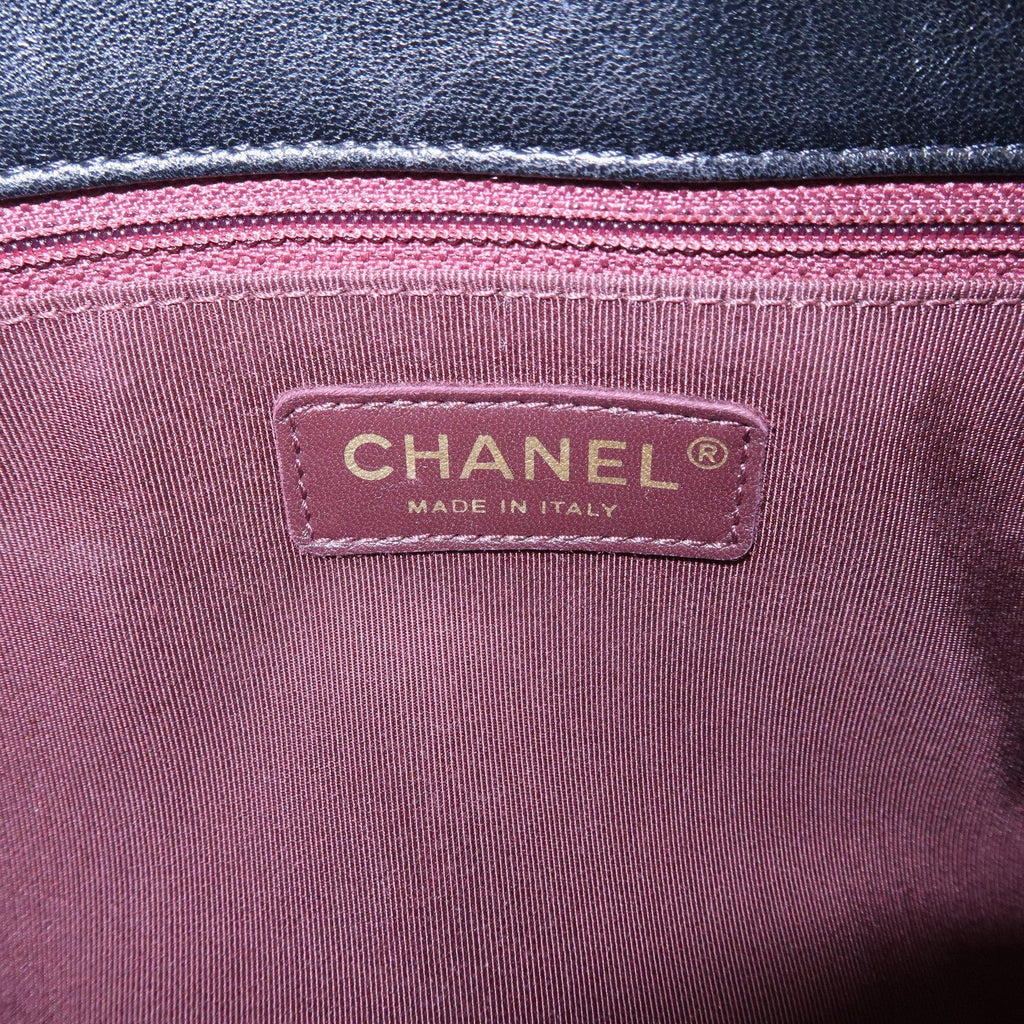 CHANEL Matelasse Lamb Skin Vintage Chain Shoulder Bag Black