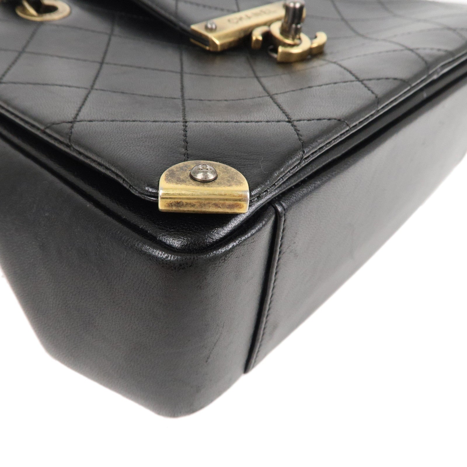 CHANEL Matelasse Lamb Skin Vintage Chain Shoulder Bag Black