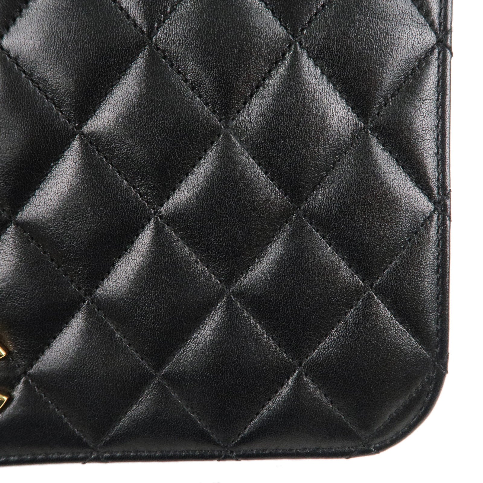 CHANEL Matelasse Lamb Skin Chain Shoulder Bag Black Gold HDW