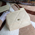 GLAMI MeGLAMIum Sicily Bag In Quilted White For Women 10.2in/26cm GLAMI GLAMI6002AW59180002