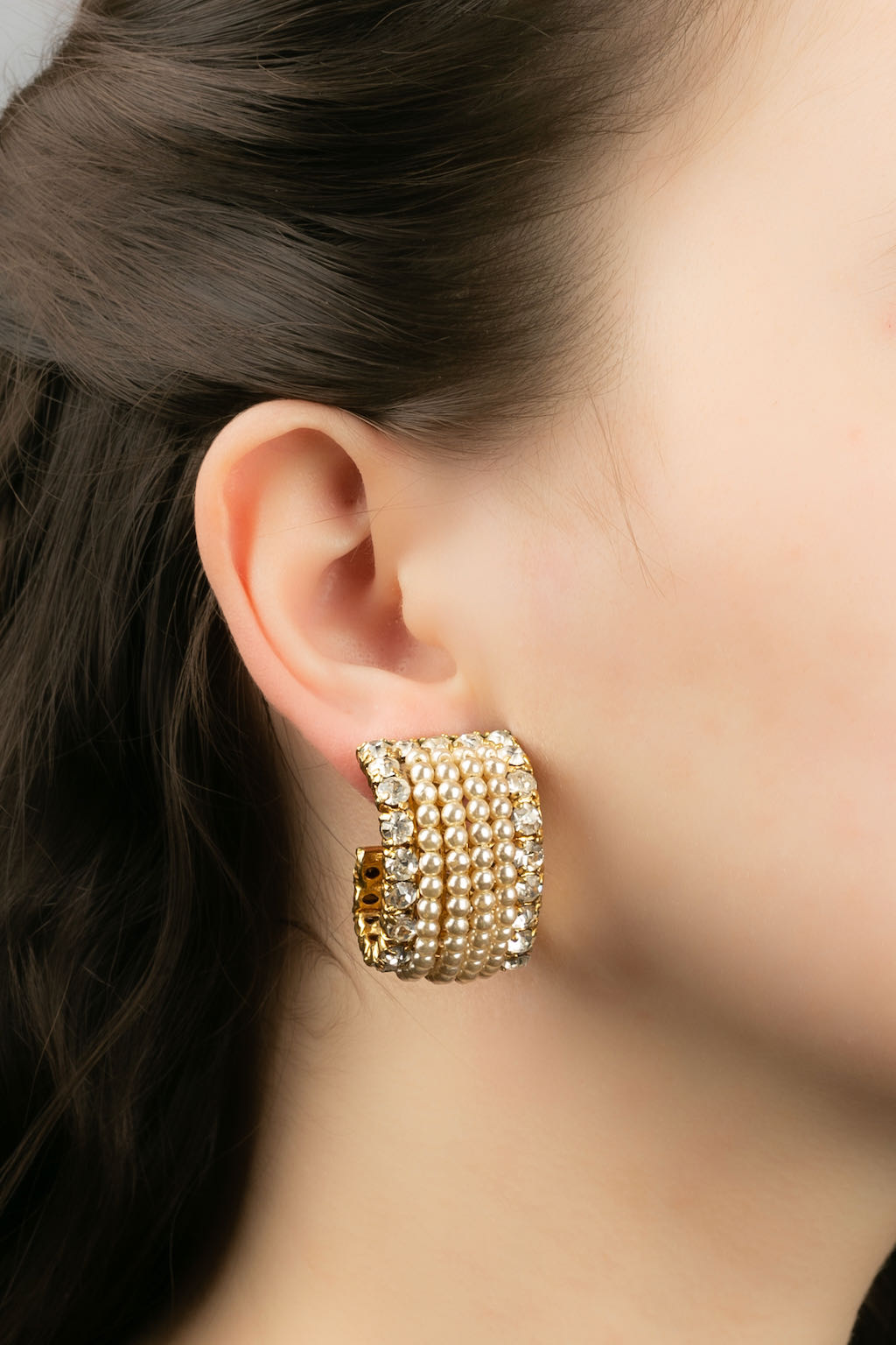 Boucles d'oreilles nacrÃƒÆ’Ã‚Â©es Chanel