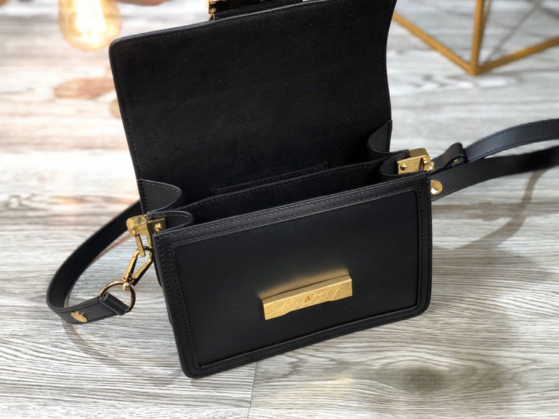 LOV2 Bags - Luxurious Bags  1829