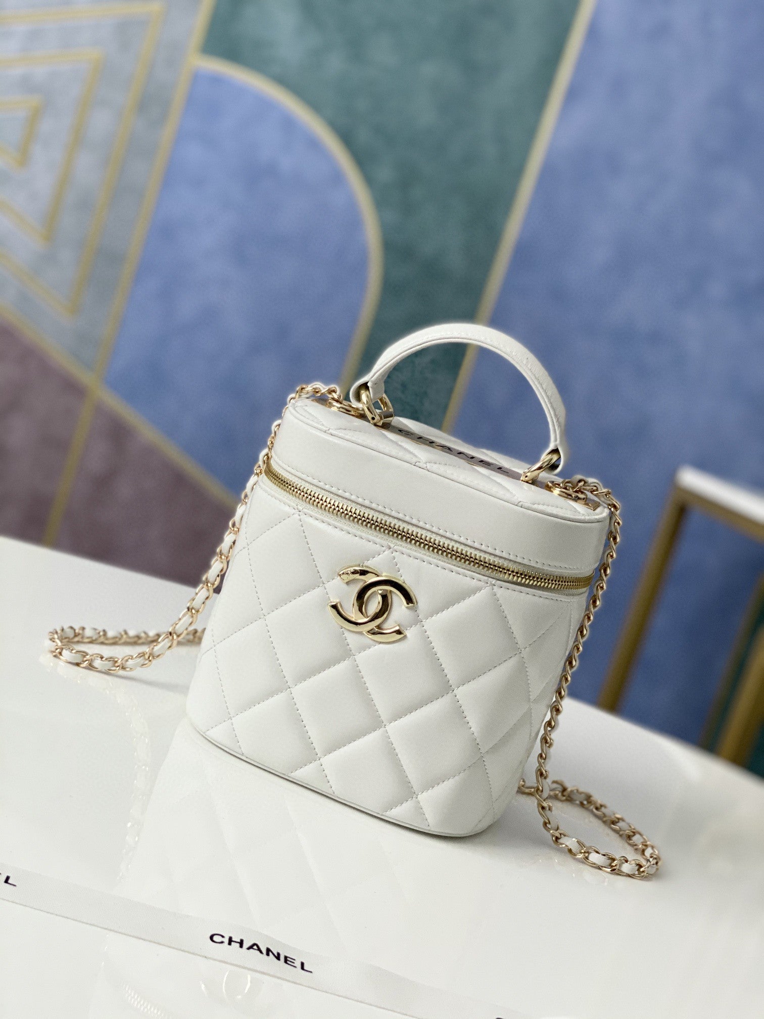 CHLVanity Case Gold Hardware White For Women, Women’s Handbags, Shoulder Bags 9.4in/24cm 