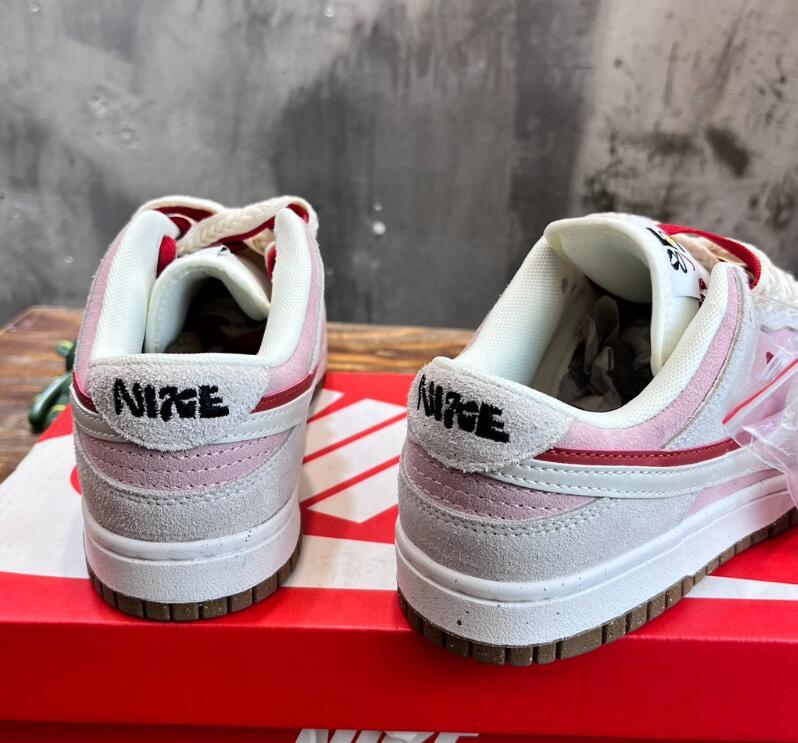 SAMC - NKE Shoes - 652