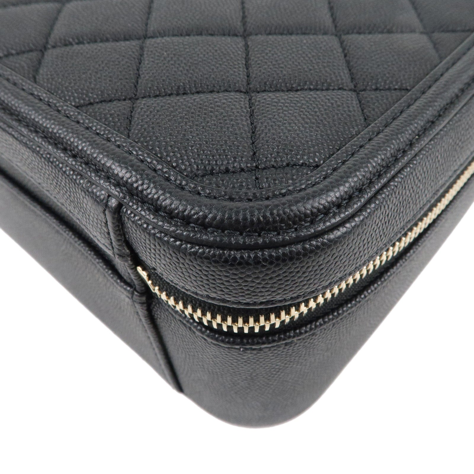CHANEL CC Filigree Matelasse Caviar Skin Shoulder Bag Black A93344