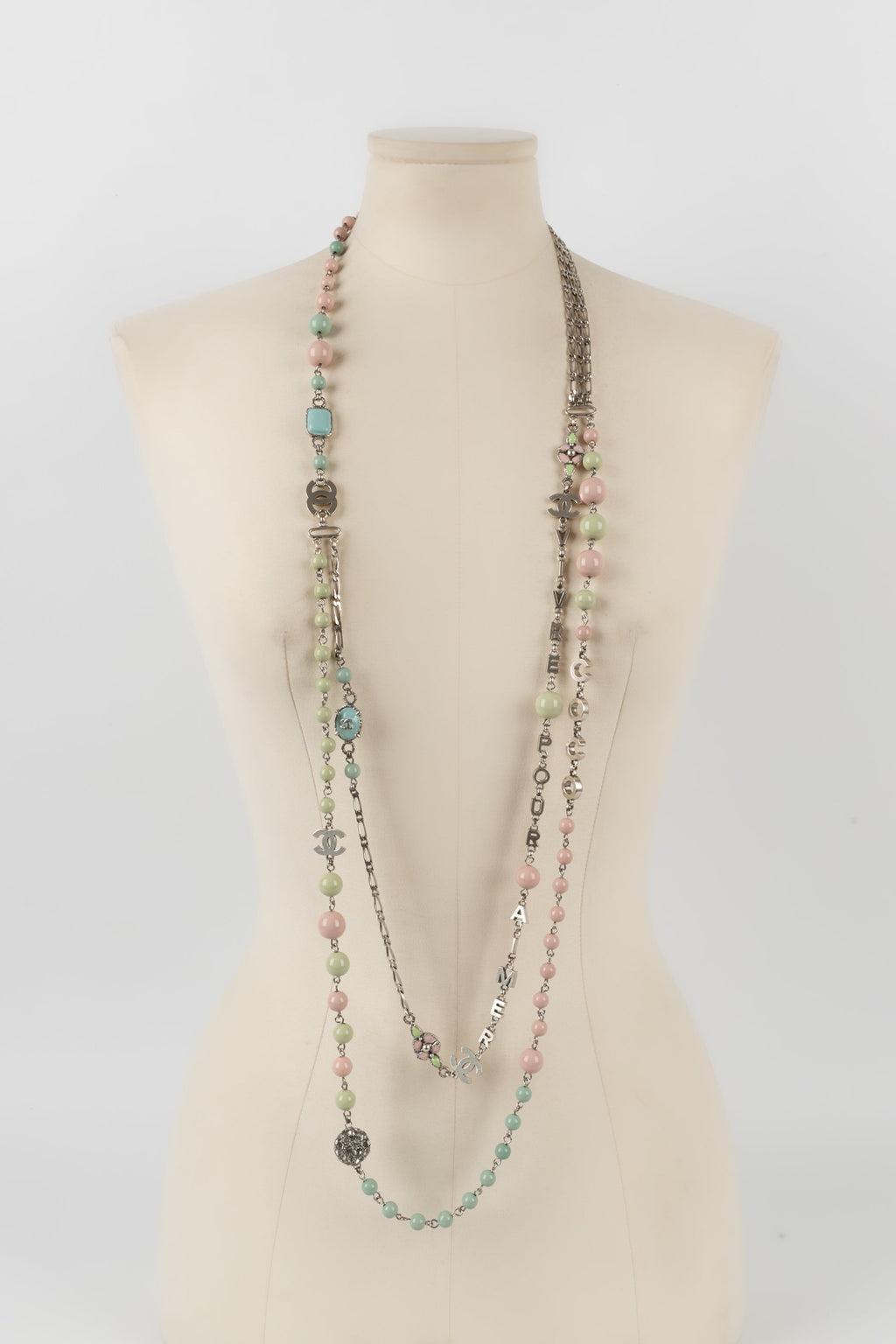 Collier pastel Chanel CroisiÃƒÆ’Ã‚Â¨re 2003