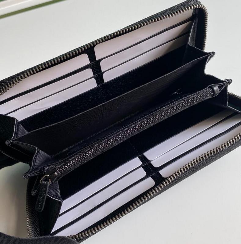 SAMC - Mix Wallets - 203