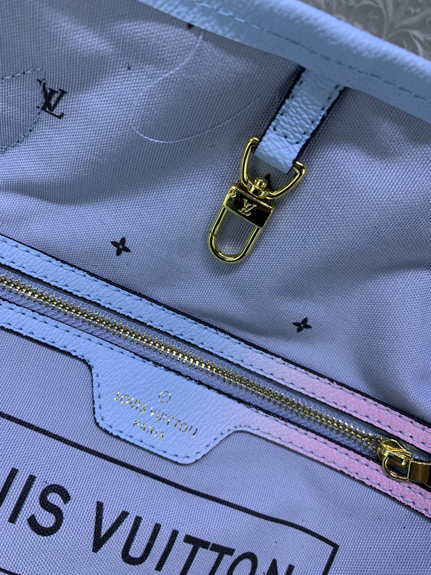 EN - New Bag LUV 651
