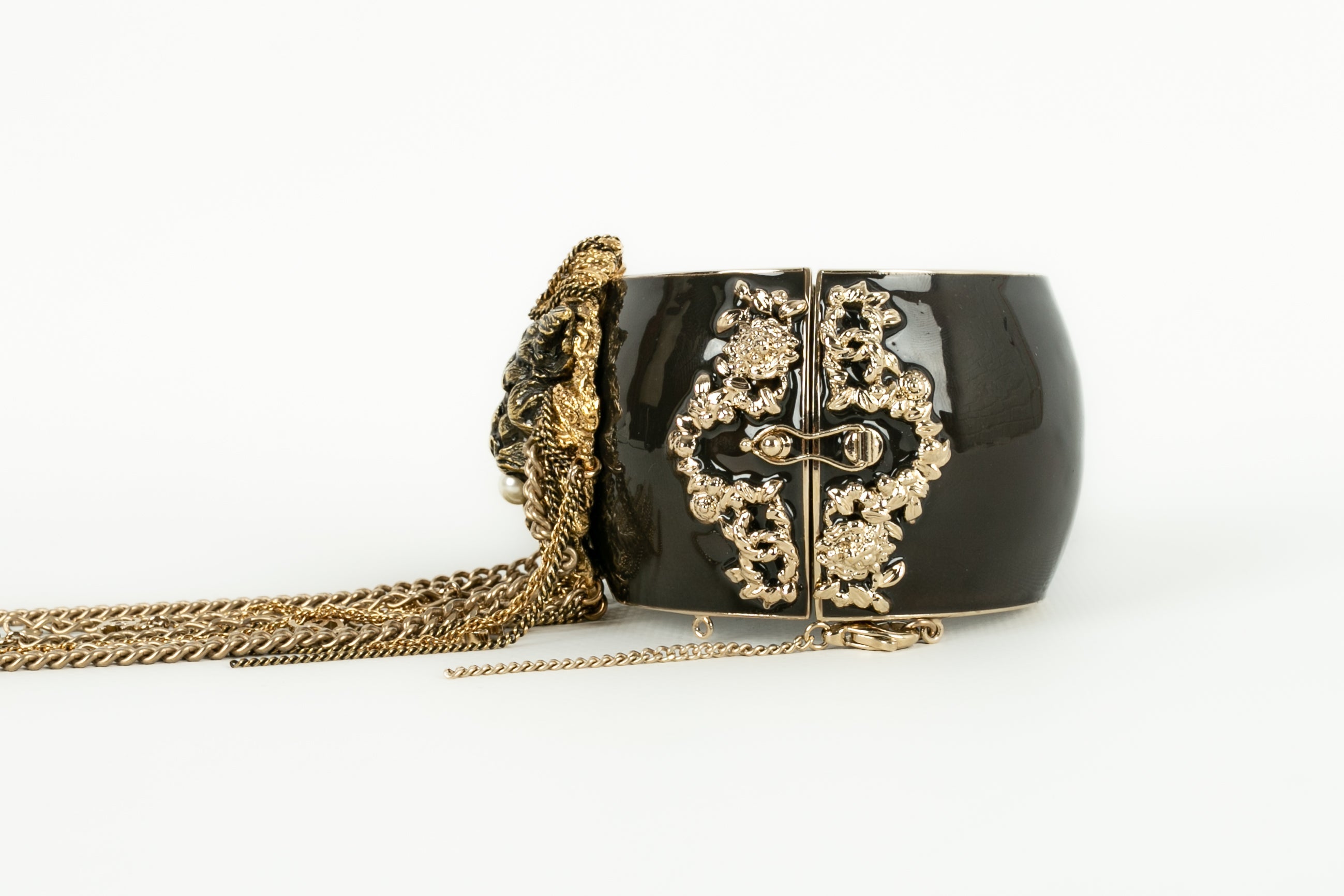 Bracelet "tÃƒÆ’Ã‚Âªte de lion" Chanel 2011