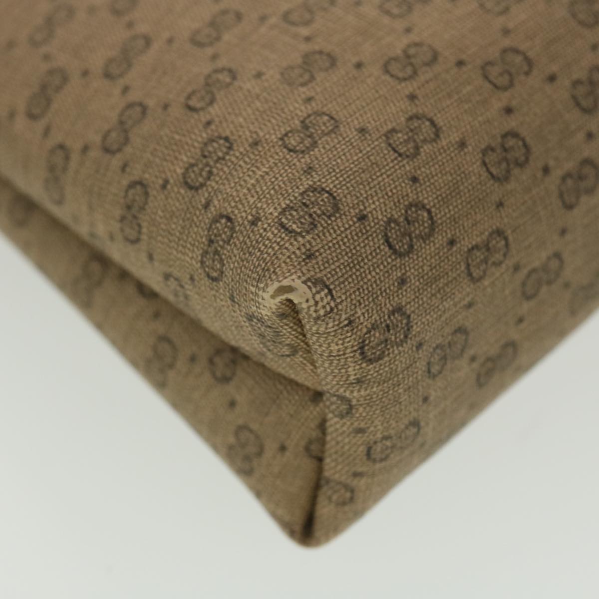 GUCCI Micro GG Canvas Clutch Bag PVC Leather Beige 67-039-5229 37974