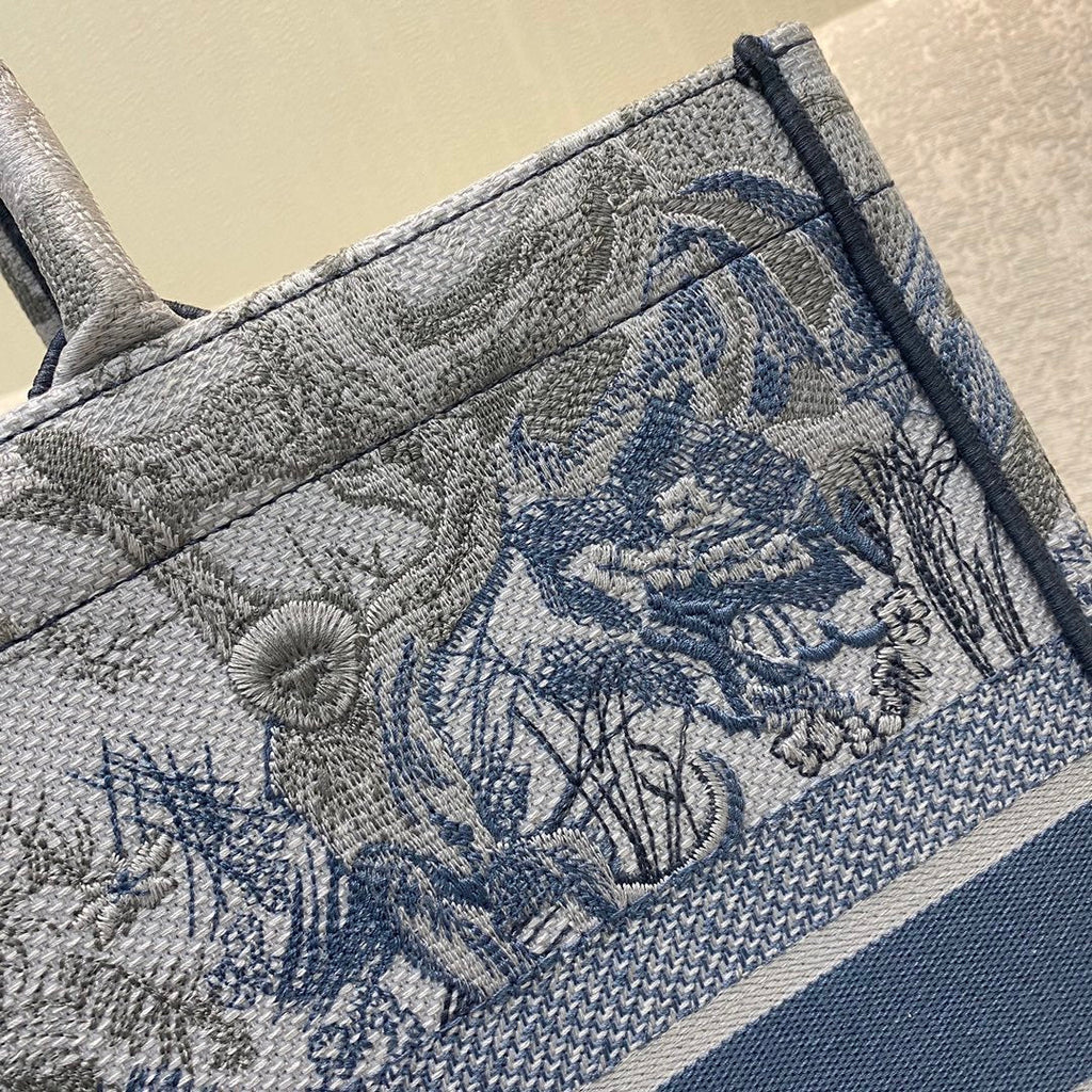 GLAMI Large Book Tote Blue and White Cornely Embroidery, Blue, For Women WomenÃ¢â‚¬â„¢s Handbags, Shoulder Bags, 42cm CD M1286ZRGO_M928