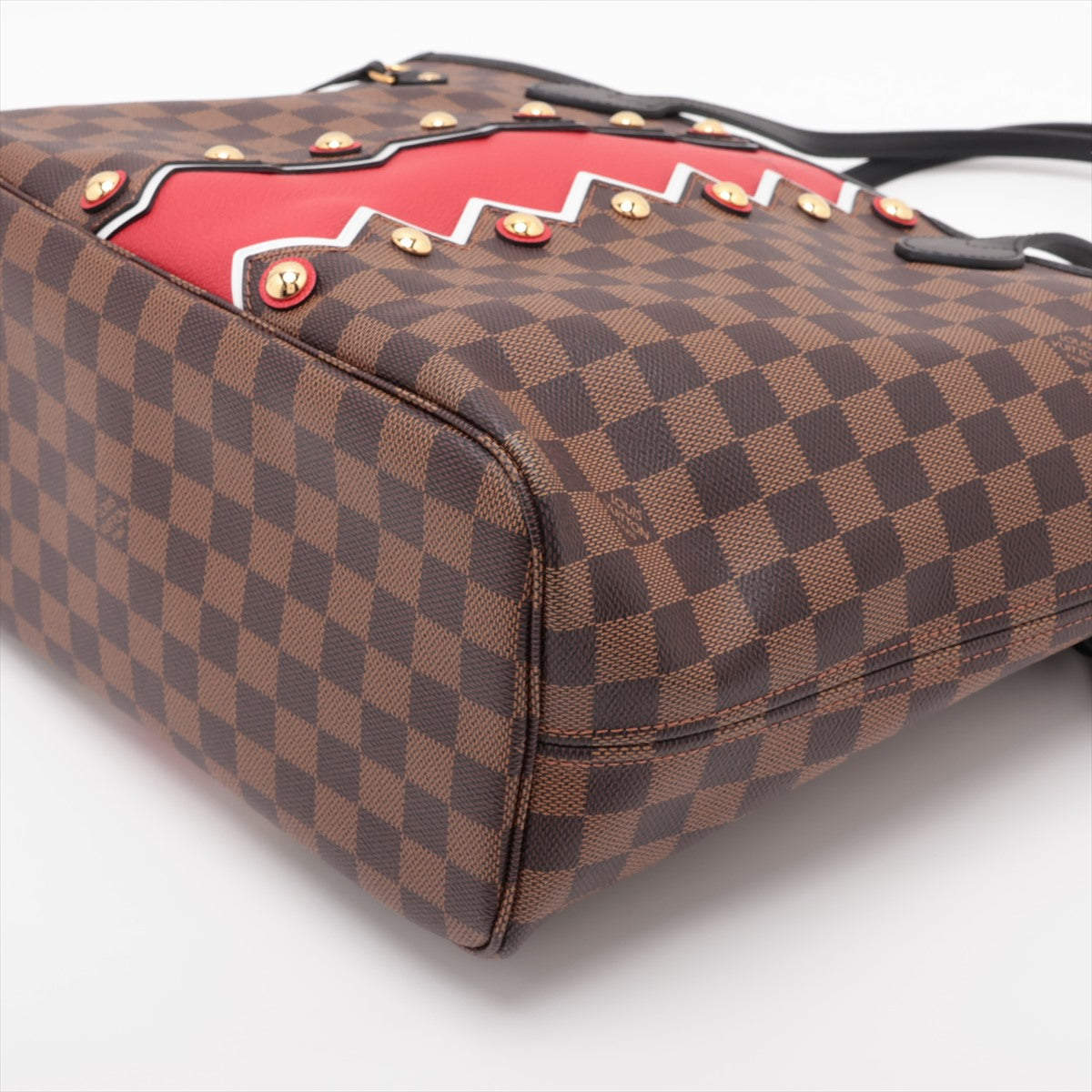 Louis Vuitton Damier Caracom Pattern Newark MM N40047
