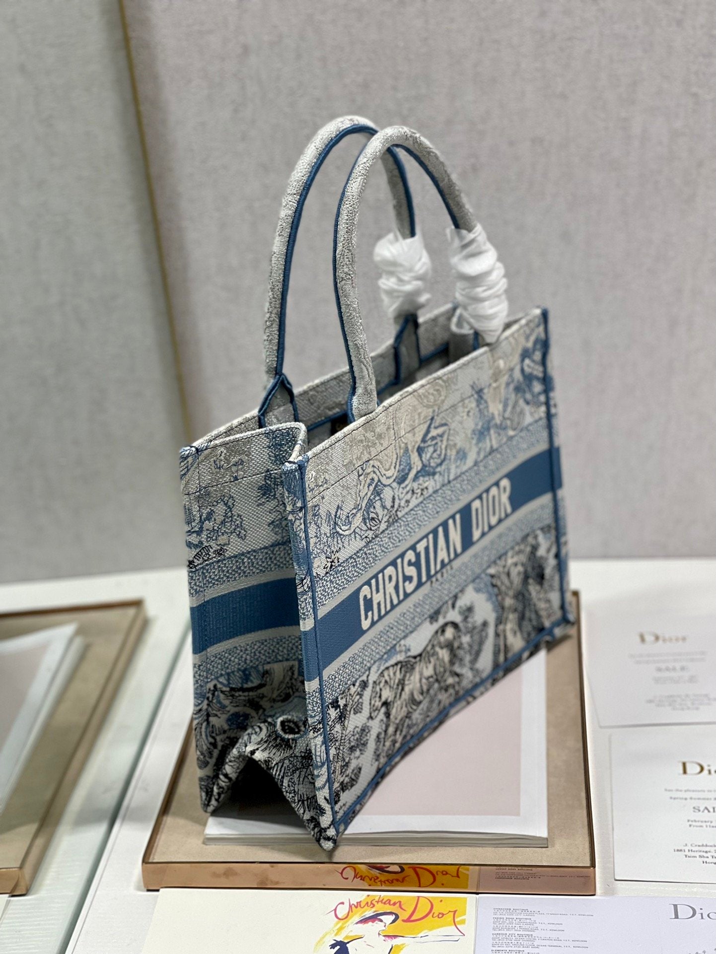 GLAMI MeGLAMIum Book Tote Blue Toile de Jouy Reverse Embroidery, Blue, For Women WomenÃ¢â‚¬â„¢s Handbags, Shoulder Bags, 36cm CD M1296ZRGO_M928