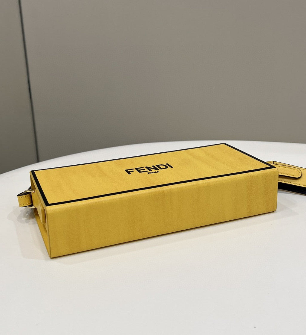 FI Horizontal Box Yellow Bag For Woman 10.5cm/4in 7VA520ADP6F1CIA