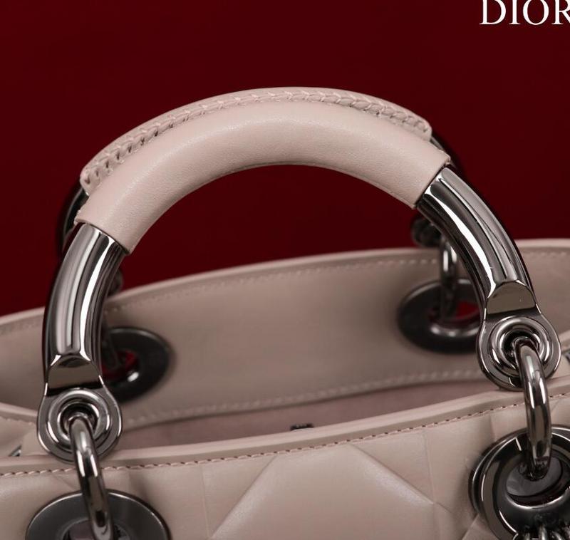 SAMCC - DOR Bags - 102