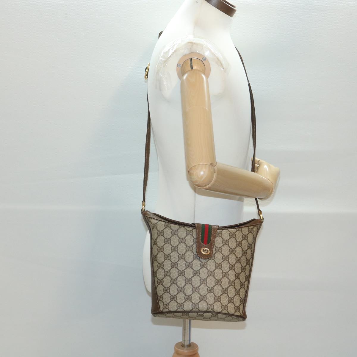 GUCCI GG Canvas Web Sherry Line Shoulder Bag Beige Red 40.02.081 38486