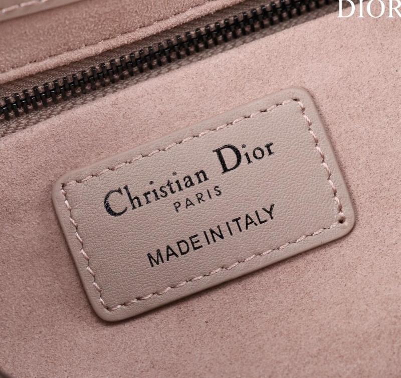 SAMCC - DOR Bags - 102