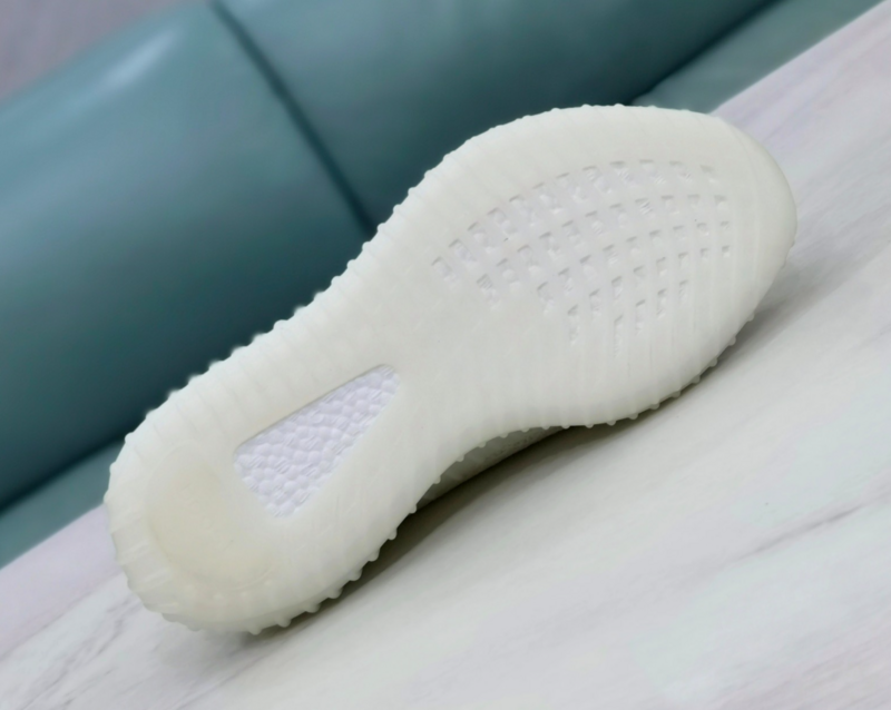 SAMC - YZO Sneakers - 059