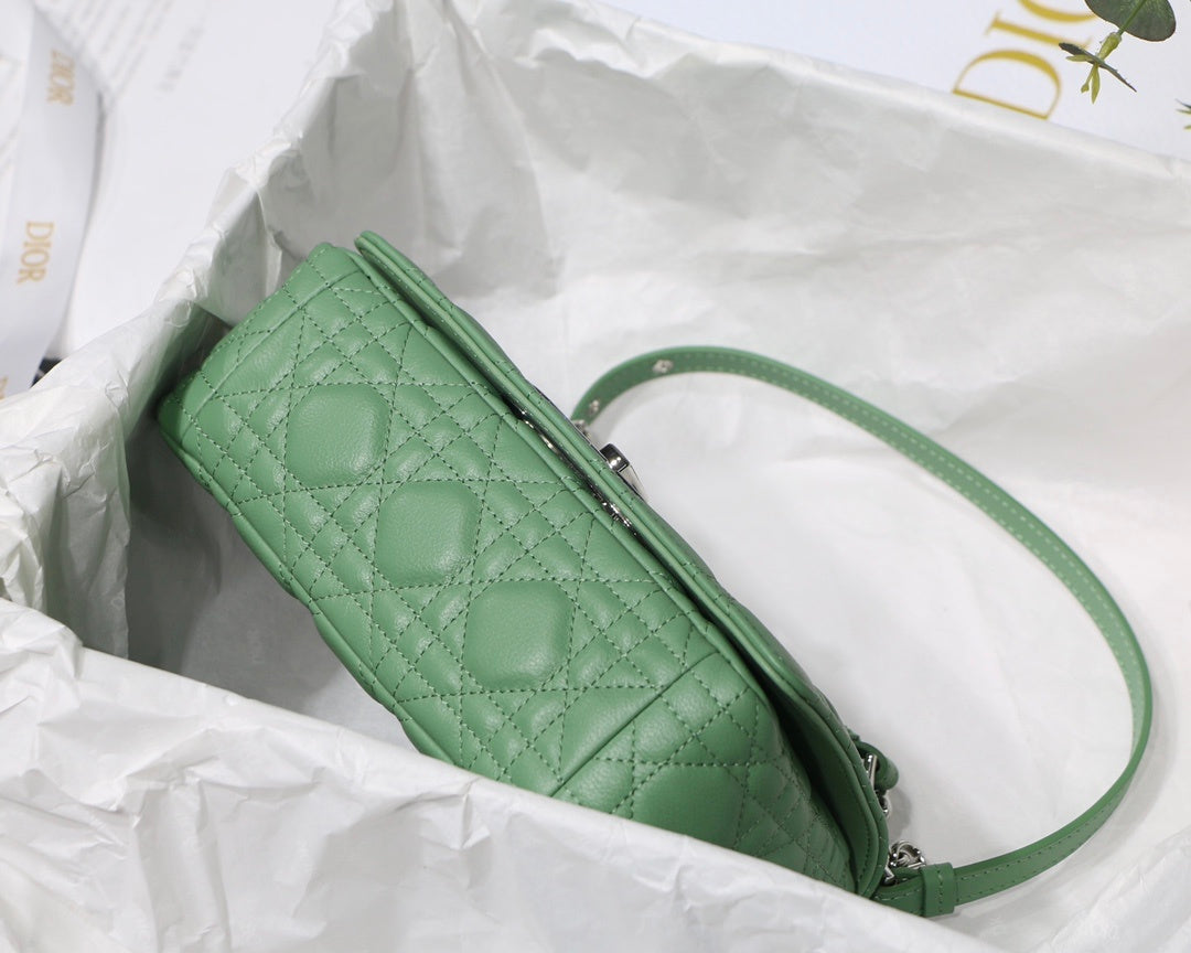 GLAMI Small Caro Bag Green For Women, WomenÃ¢â‚¬â„¢s Handbags, Shoulder Bags, Crossbody Bags, 20cm/8in CD