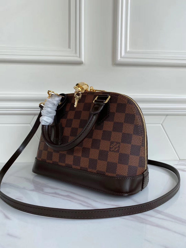 LOV2 Bags - Luxurious Bags  2589