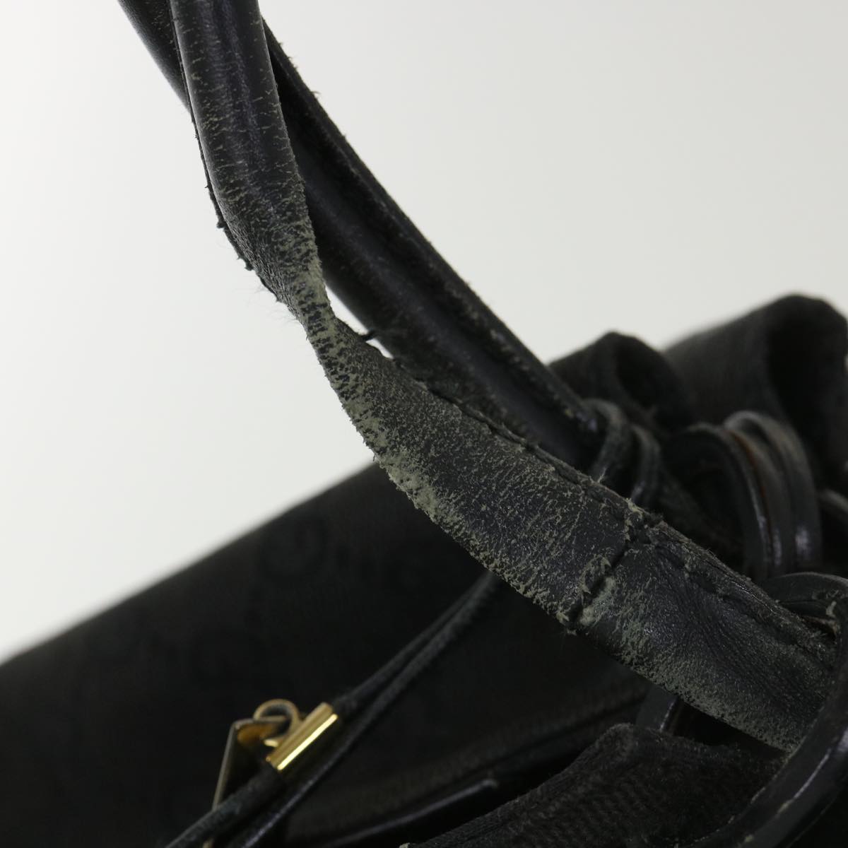 GUCCI GG Canvas Shoulder Bag Black 90640 002404 39133