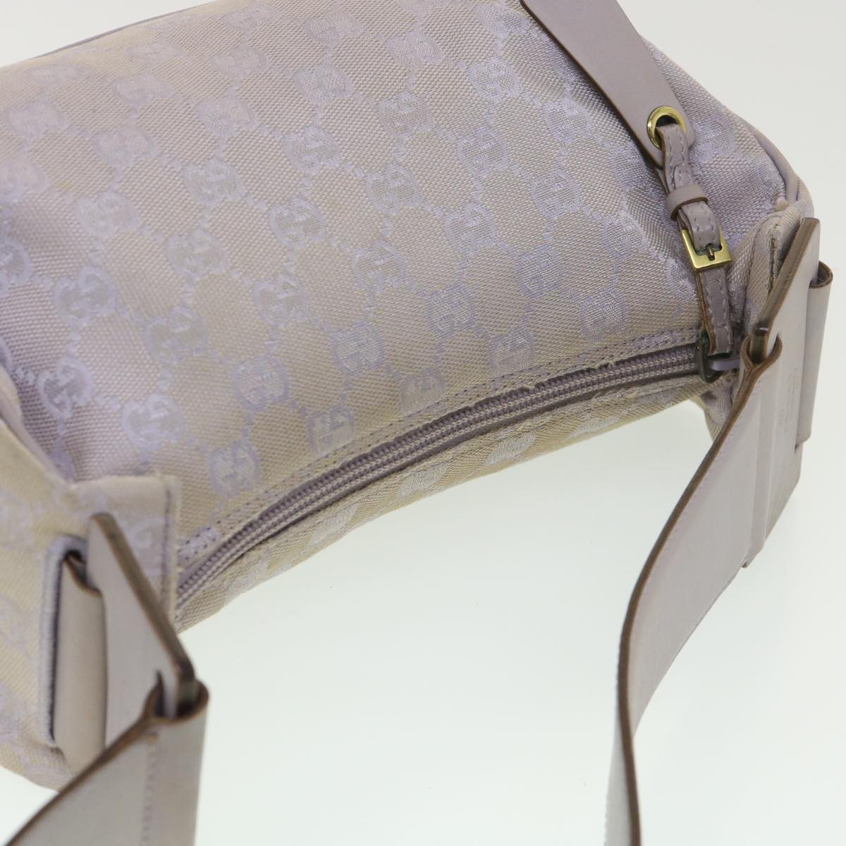 GUCCI GG Canvas Shoulder Bag Purple 92699 39197