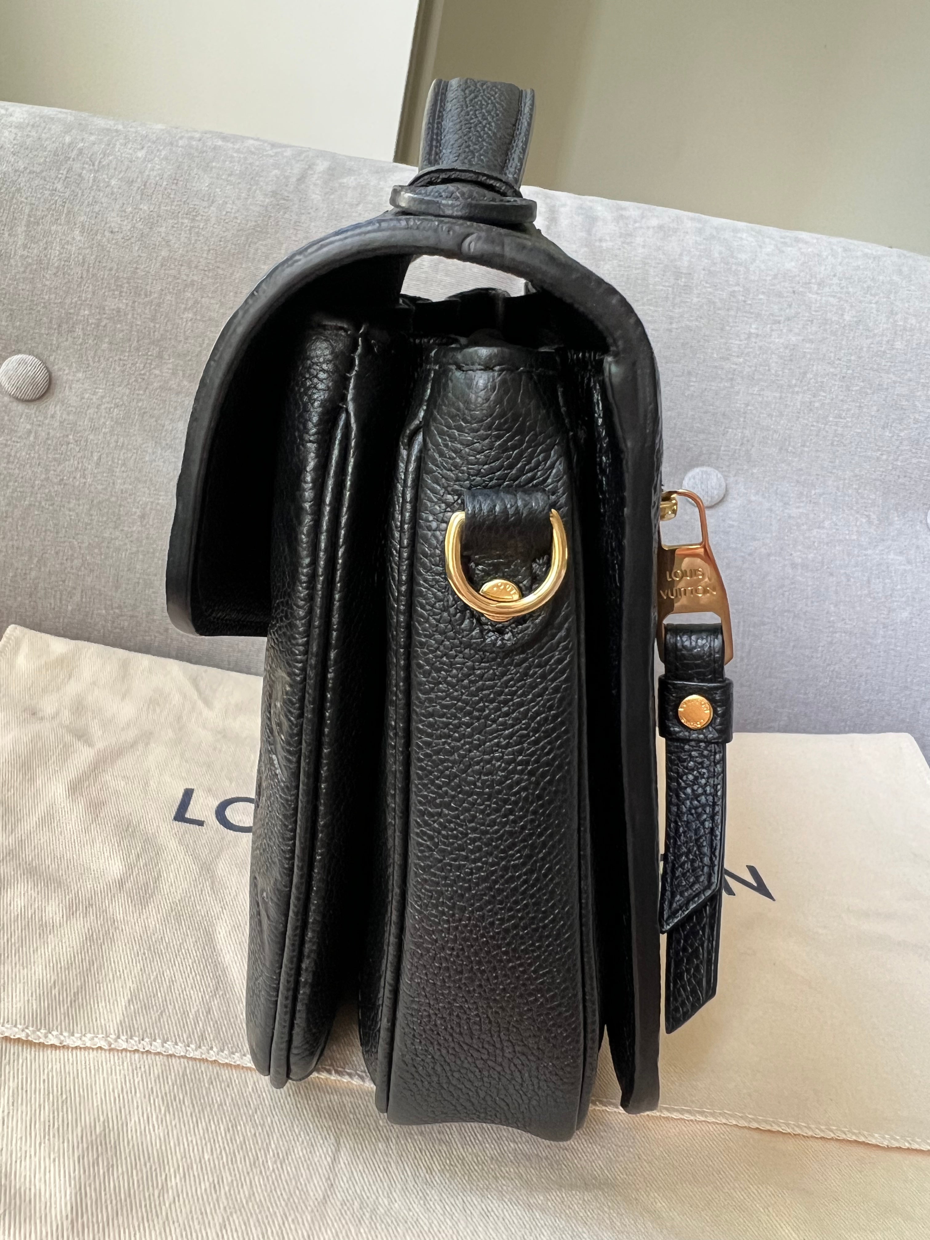 Louis Vuitton Pochette Metis Black Empreinte (RRP £2,110)