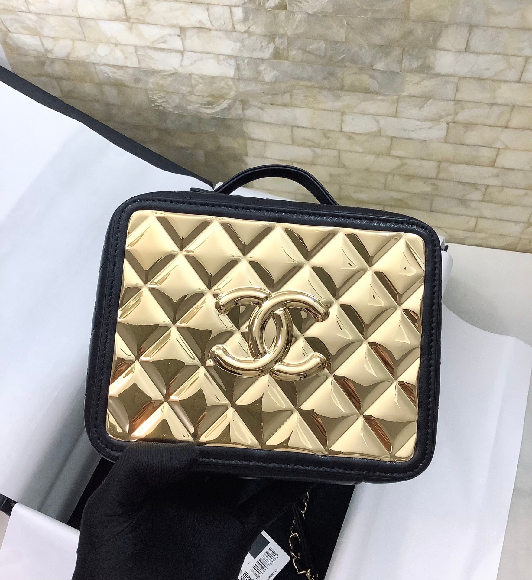 CHLVanity Case Black With Gold Metal For Women, Women’s Handbags, Shoulder And Crossbody Bags 7.2in/19cm AS2900
