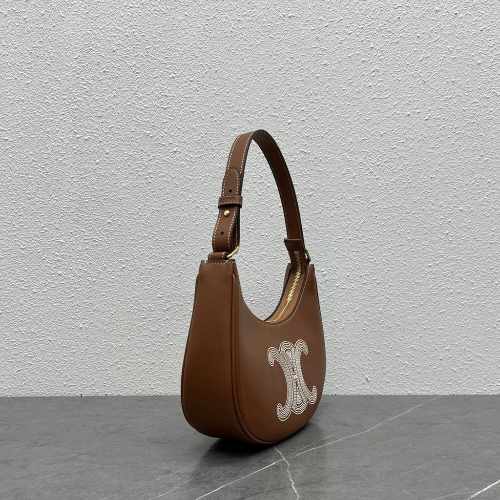GLAMI Ava Bag With Triomphe Embroidery Tan For Women 9in/23cm 193953EFS.04LU
