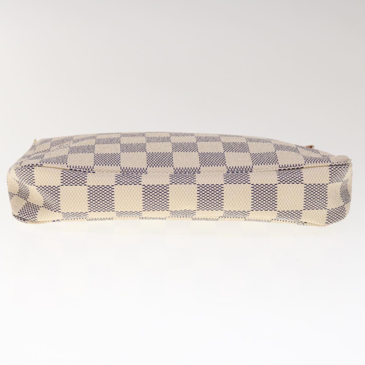 Louis Vuitton Pochette accessoires Clutch Bag