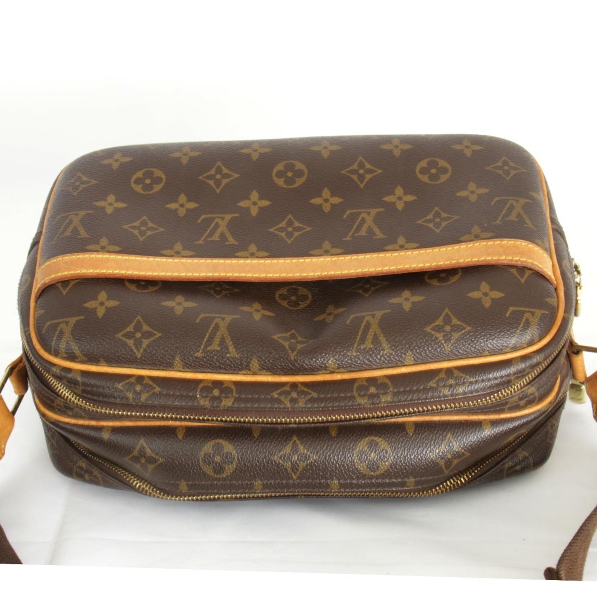 Louis Vuitton Reporter  Canvas Shopper Bag ()