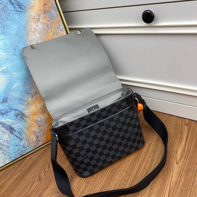 LOV2 Bags - Luxurious Bags  1677