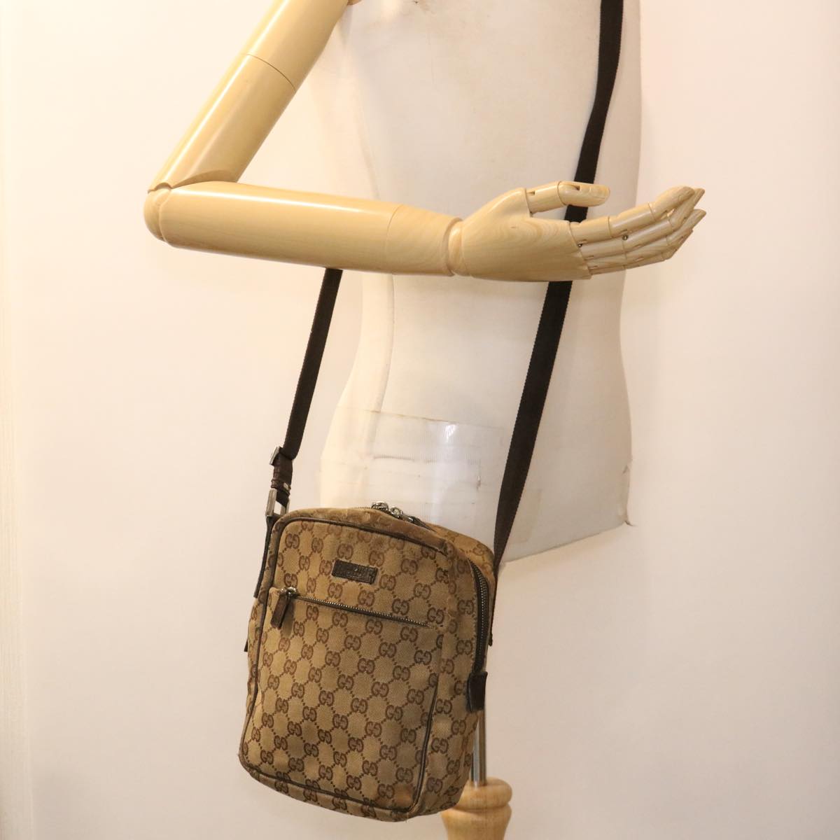 GUCCI GG Canvas Shoulder Bag Beige 0316 002058 39712