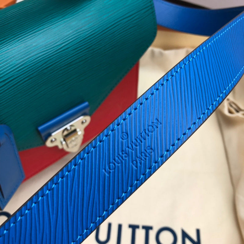 LOV2 Bags - Luxurious Bags  1973