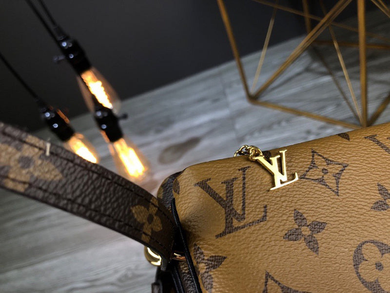 LOV2 Bags - Luxurious Bags  1742