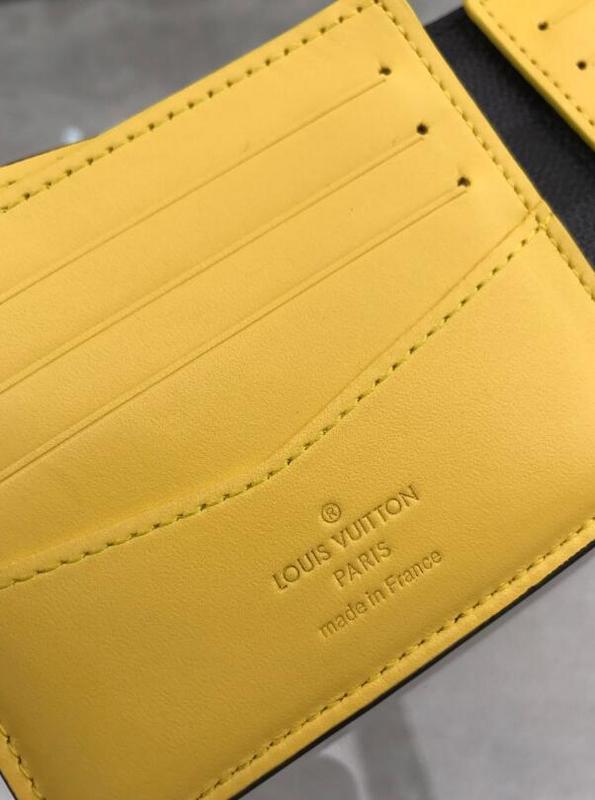 SAMC - Mix Wallets - 025
